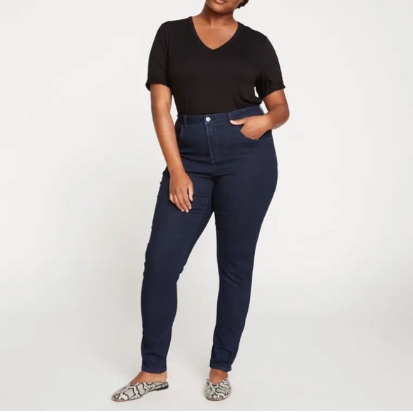 Universal Standard Denim - NWT Universal Standard Seine High Rise Skinny Jeans in dark indigo